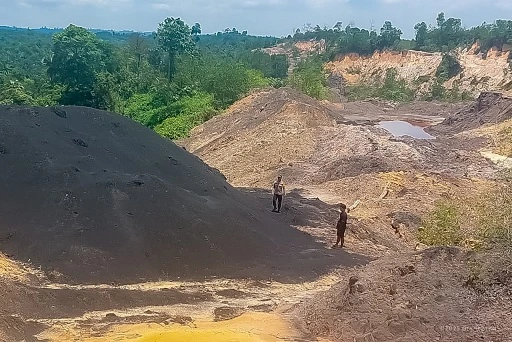 Satgas Otorita IKN Bongkar Tambang Ilegal di Tahura dan Bukit Tengkorak Satgas Otorita IKN Bongkar Tambang Ilegal di Tahura dan Bukit Tengkorak